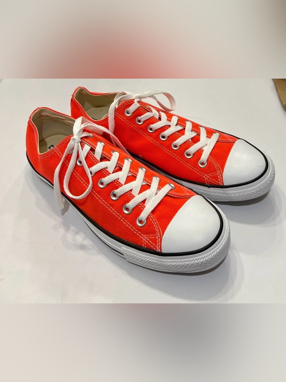 Men’s/Women’s Converse Low-Top Canvas Sneakers in Bright Orange and White
